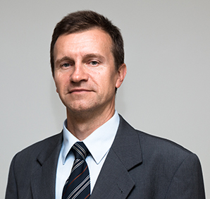 dr Piotr Tylla