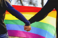 Queer and Here. Jak zmienia się społeczność LGBTQ+ i jej postrzeganie?