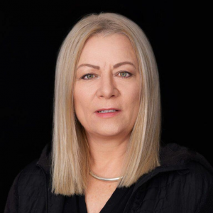 Płuchowska, Dorota