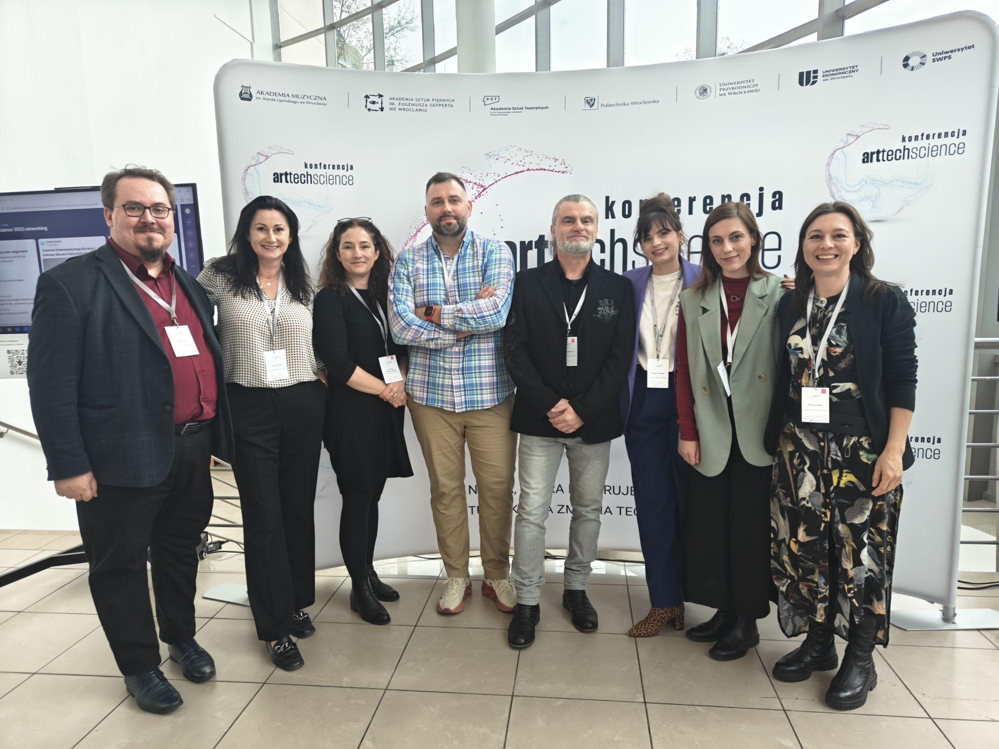 Naukowcy z wrocławskiego USWPS na ArttechScience 2025. Zdj. materiały USWPS