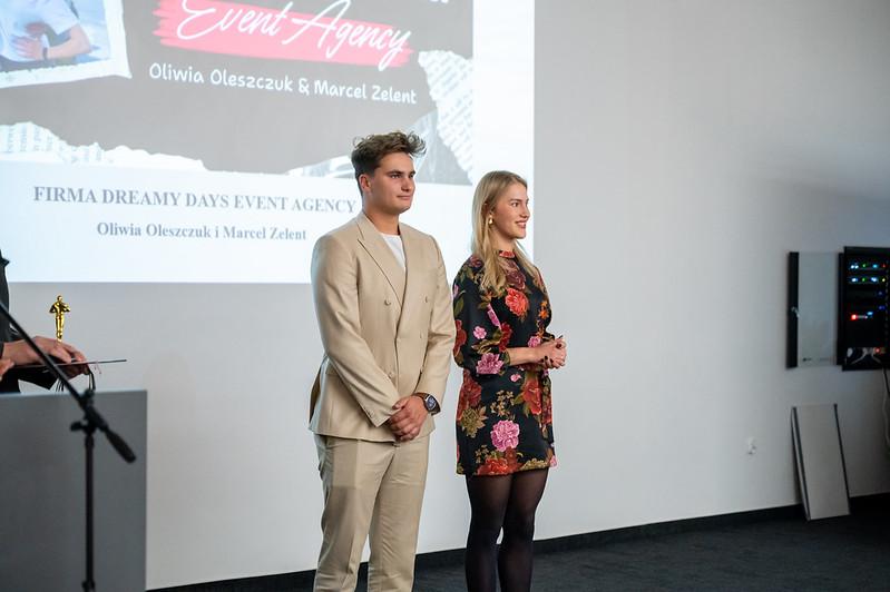 Gala finałowa VI edycji Acts of Leadership Award. Oliwia Oleszczuk i Marcel Zelent
