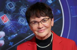 Profesor Hanna Komorowska uhonorowana nagrodą FIPLV International Award