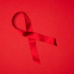 Dobrostan psychologiczny osób zakażonych wirusem HIV w perspektywie temporalnej: makro- i mikrodynamika zmian