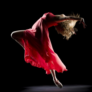 Narracje o pracy i sztuce choreografek tańca współczesnego – badania wstępne