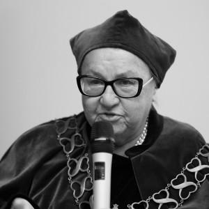 Profesor Teresa Gardocka